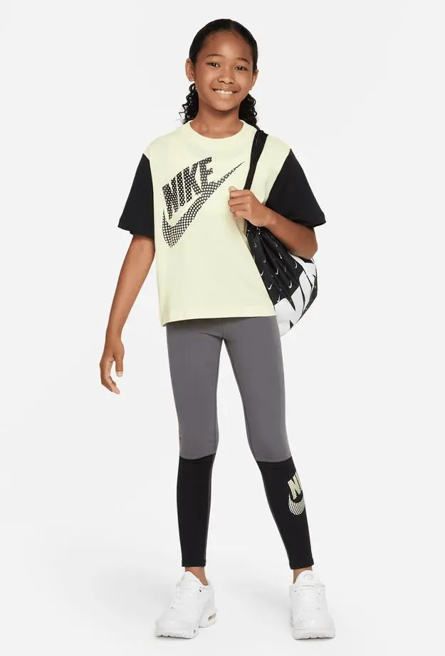 Nike Nike Sportswear Essential Boxy Dance Çocuk Yeşil T-Shirt 10-12 Yaş