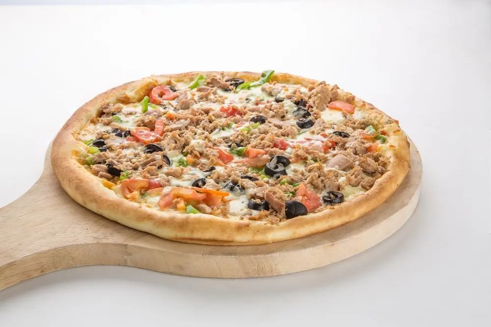 Ton Balıklı Pizza (Orta Boy)