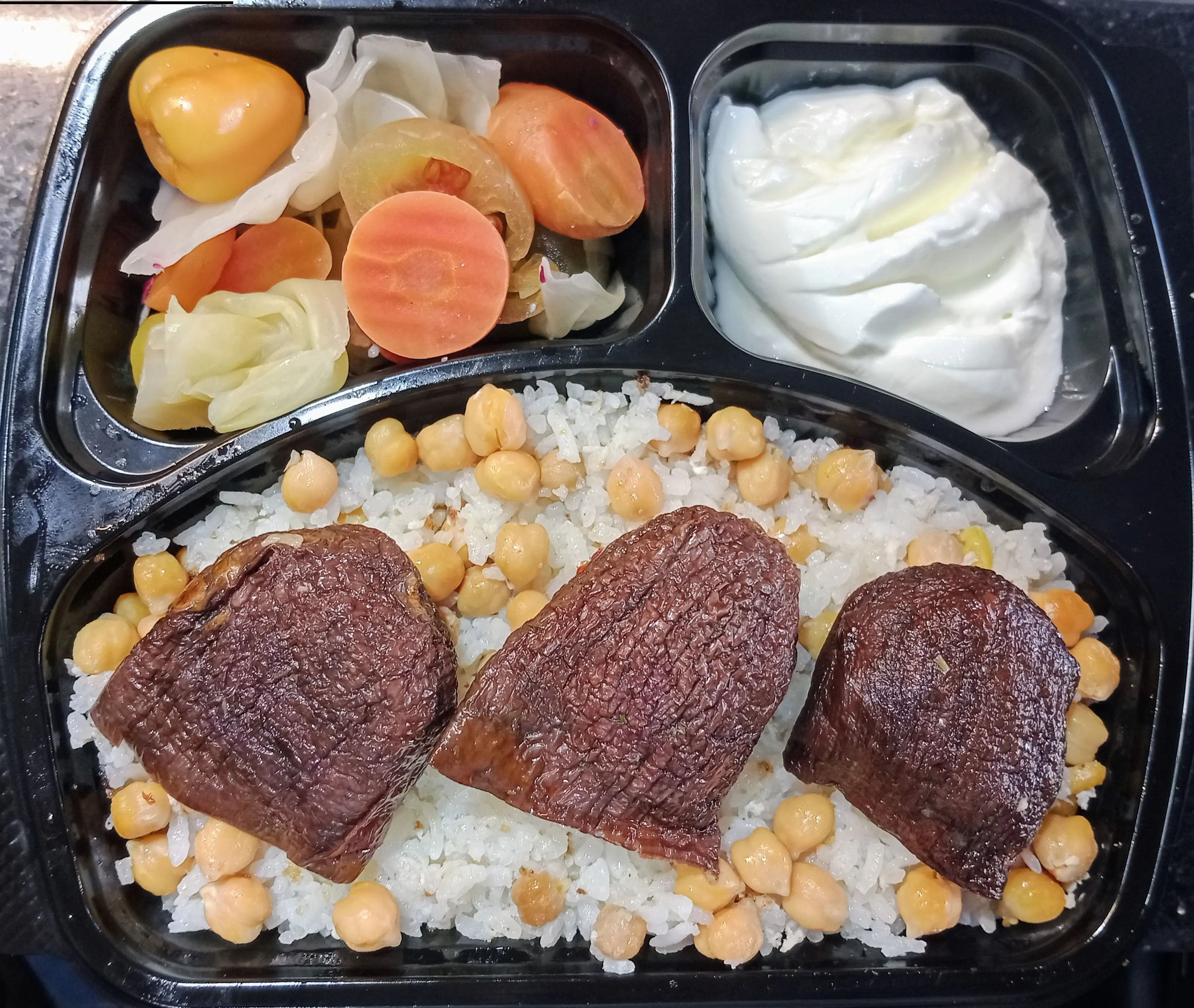 Kuru Patlıcan Dolma Pilav