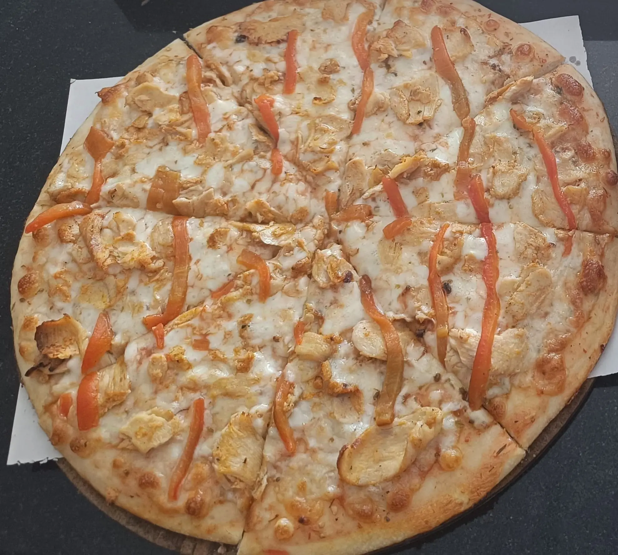 Tavuk Dönerli Pizza (Orta)
