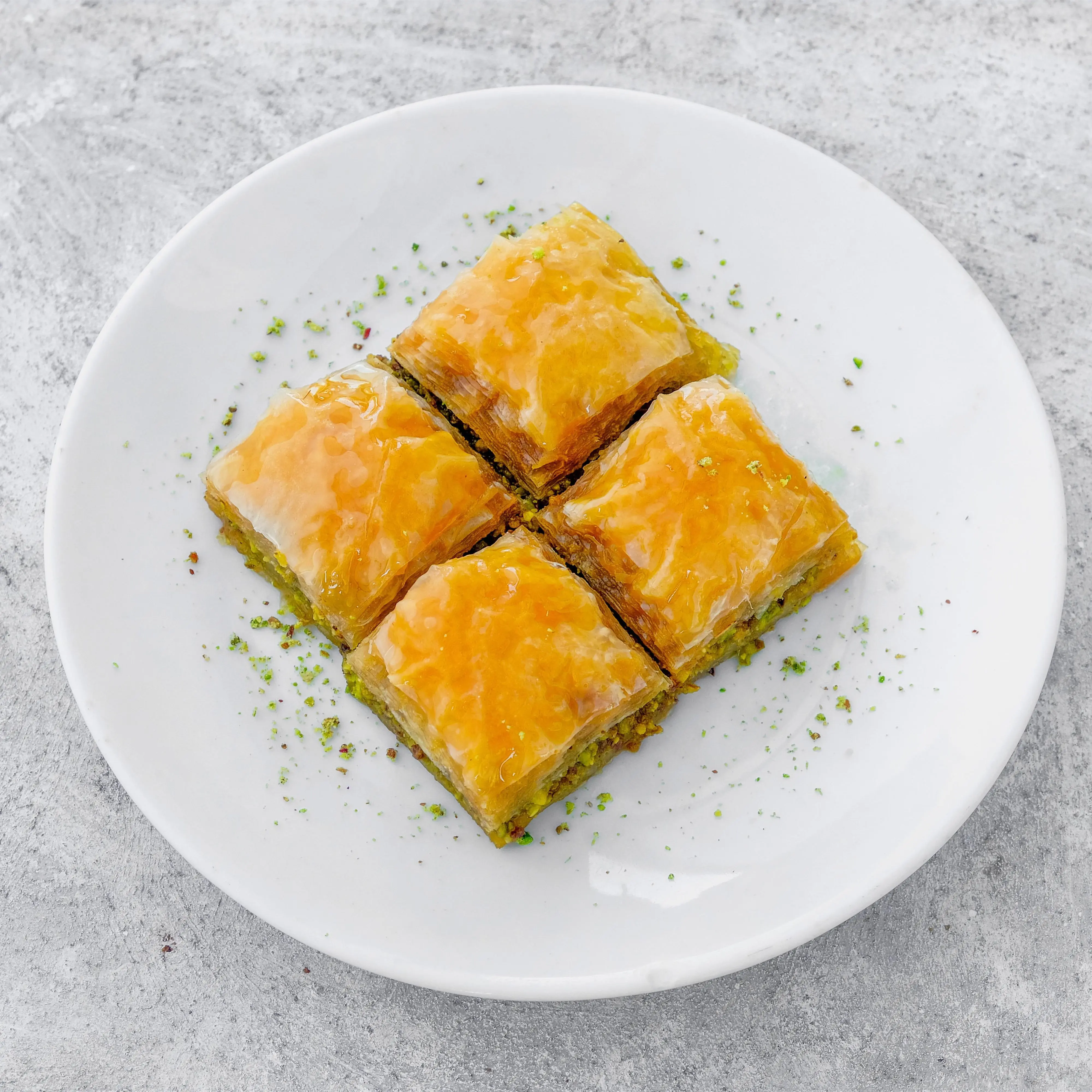 Fıstıklı Tereyağlı Baklava (1 kg.)
