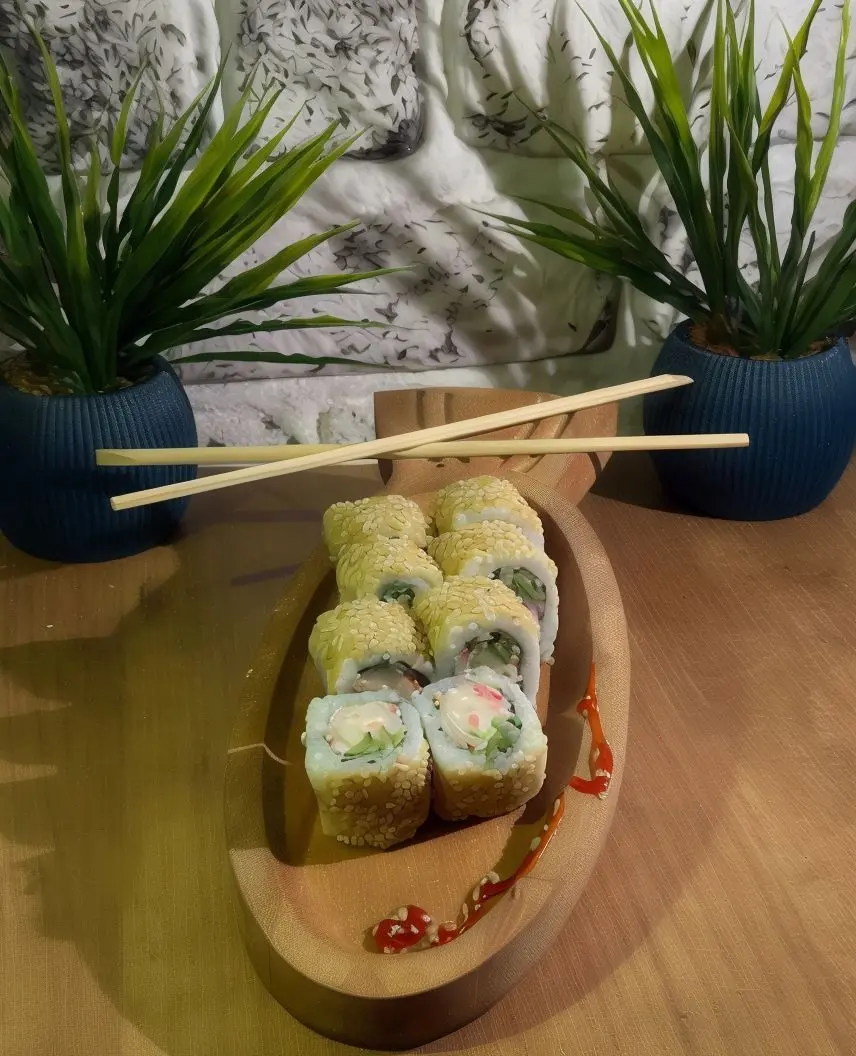 Yengeç Sesame Roll (8 Pcs.)