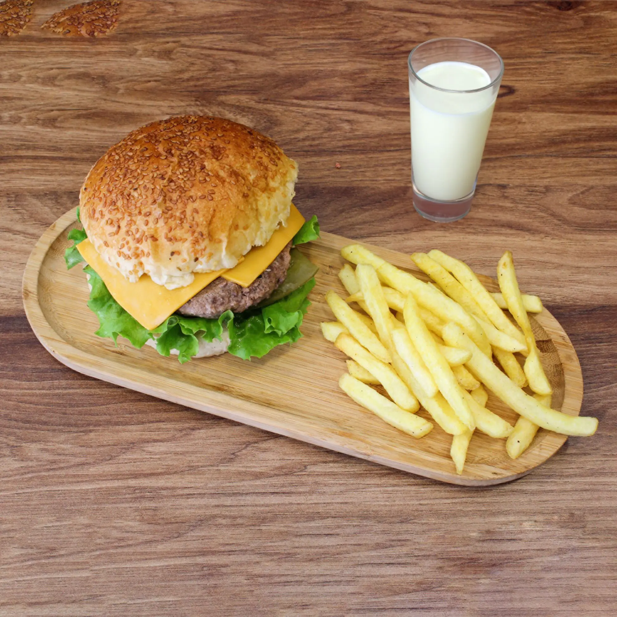 Cheeseburger Menü