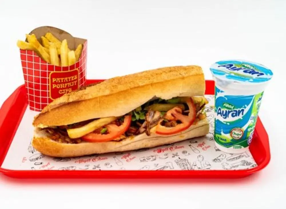Yarım Ekmek Arası Tavuk Döner Menü