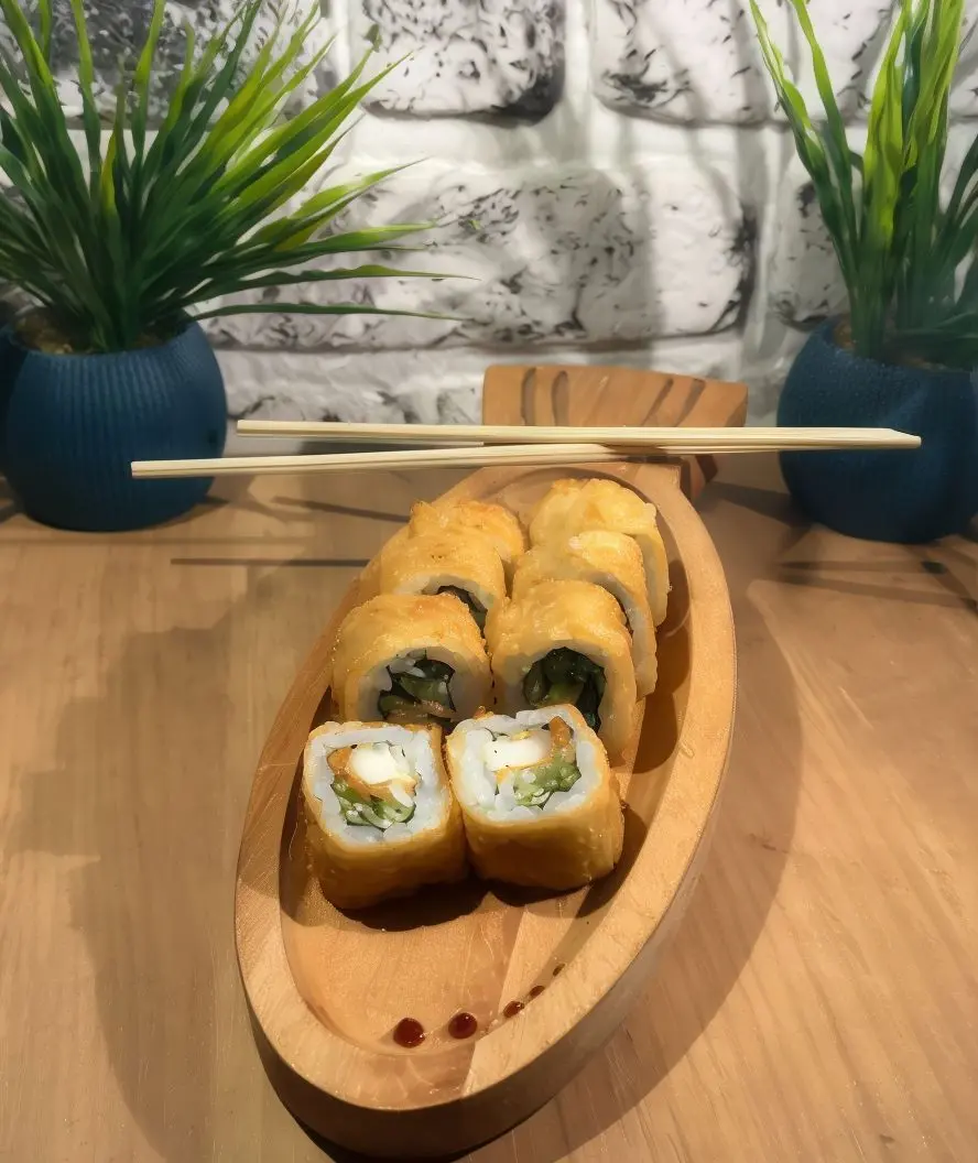 Chicken Tempura Roll (8 pcs.)