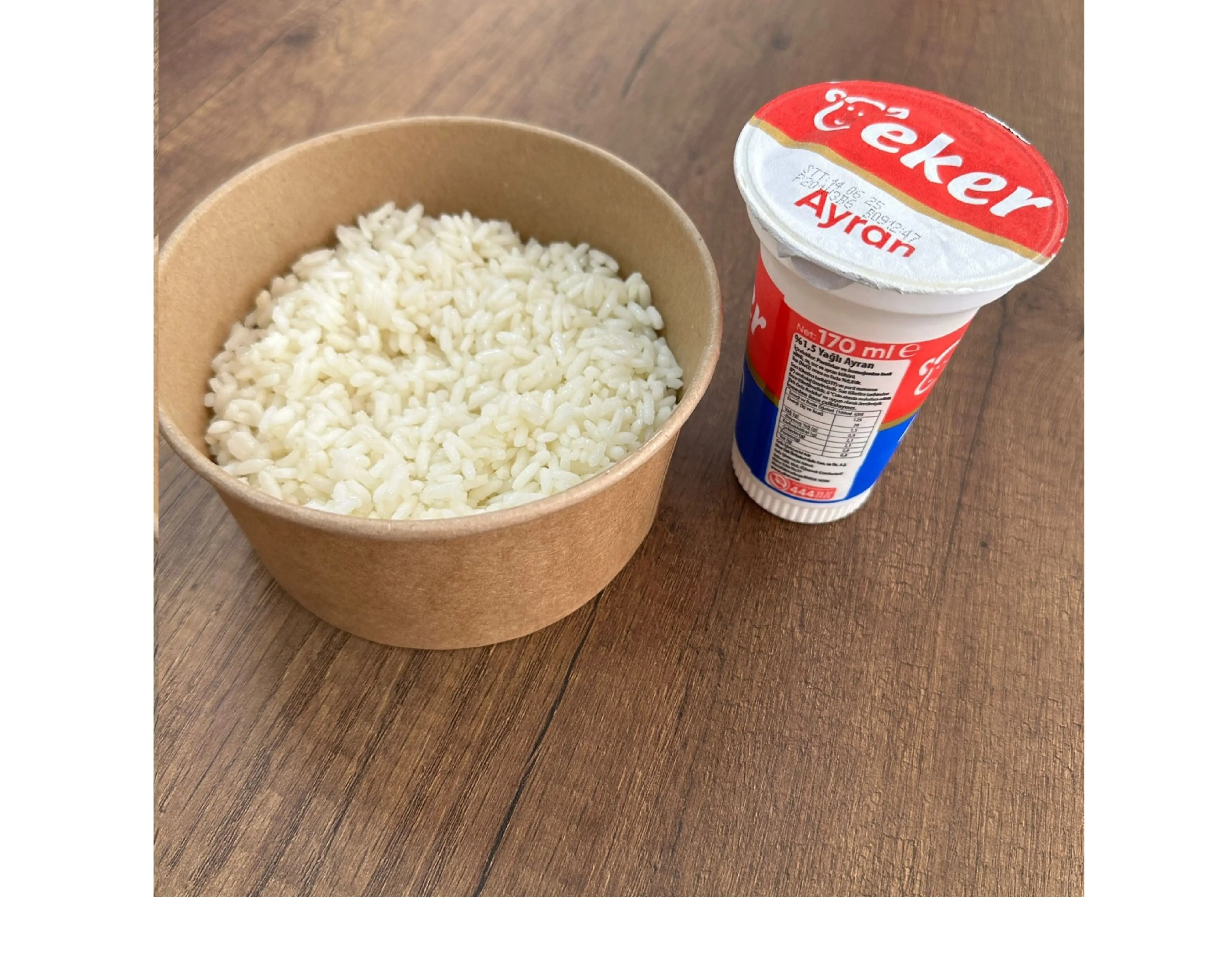 Sade Pilav Menü