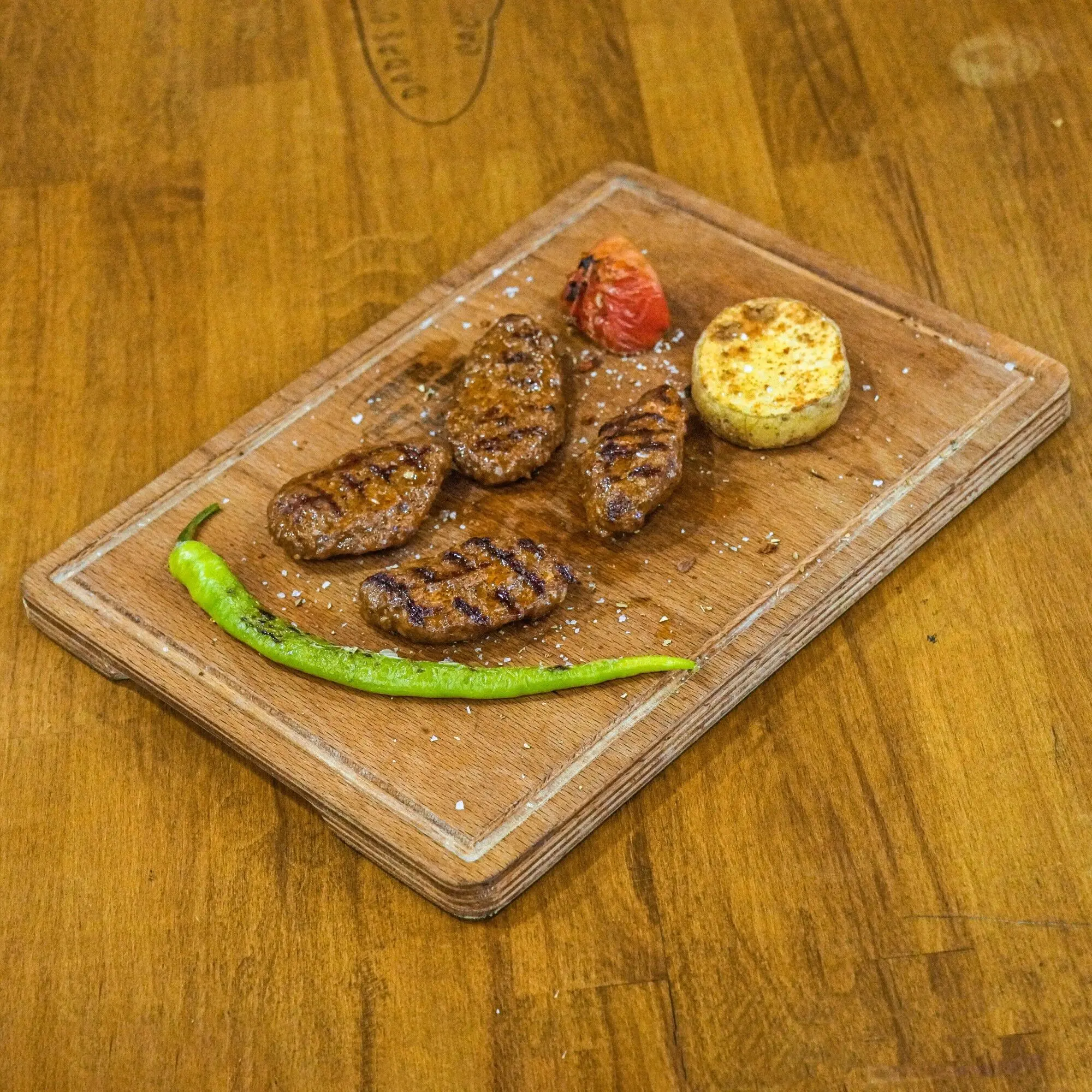 Izgara Köfte (1 kg.)