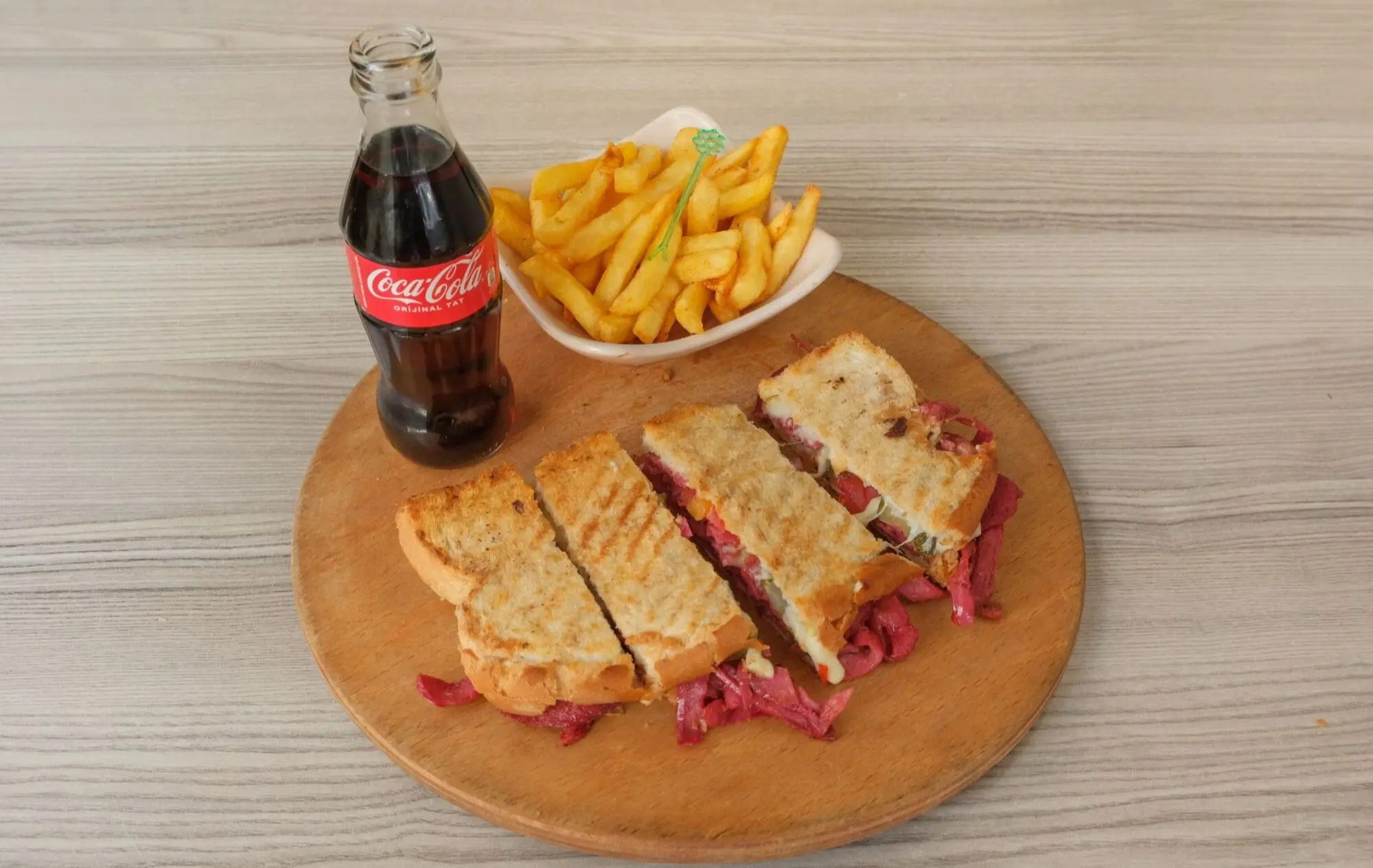 Atom Tost Menü