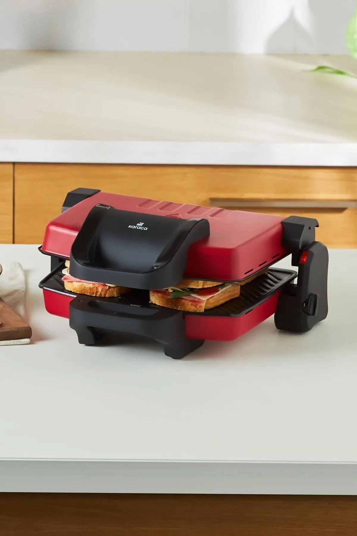 Future Essential Tost Makinesi Matte Red 1800 W