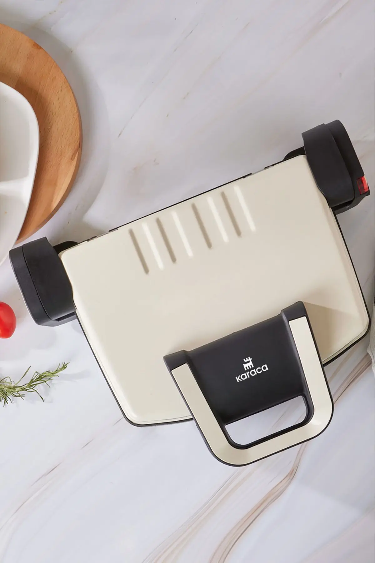 Karaca Future Essential Tost Makinesi Matte Krem 1800 W