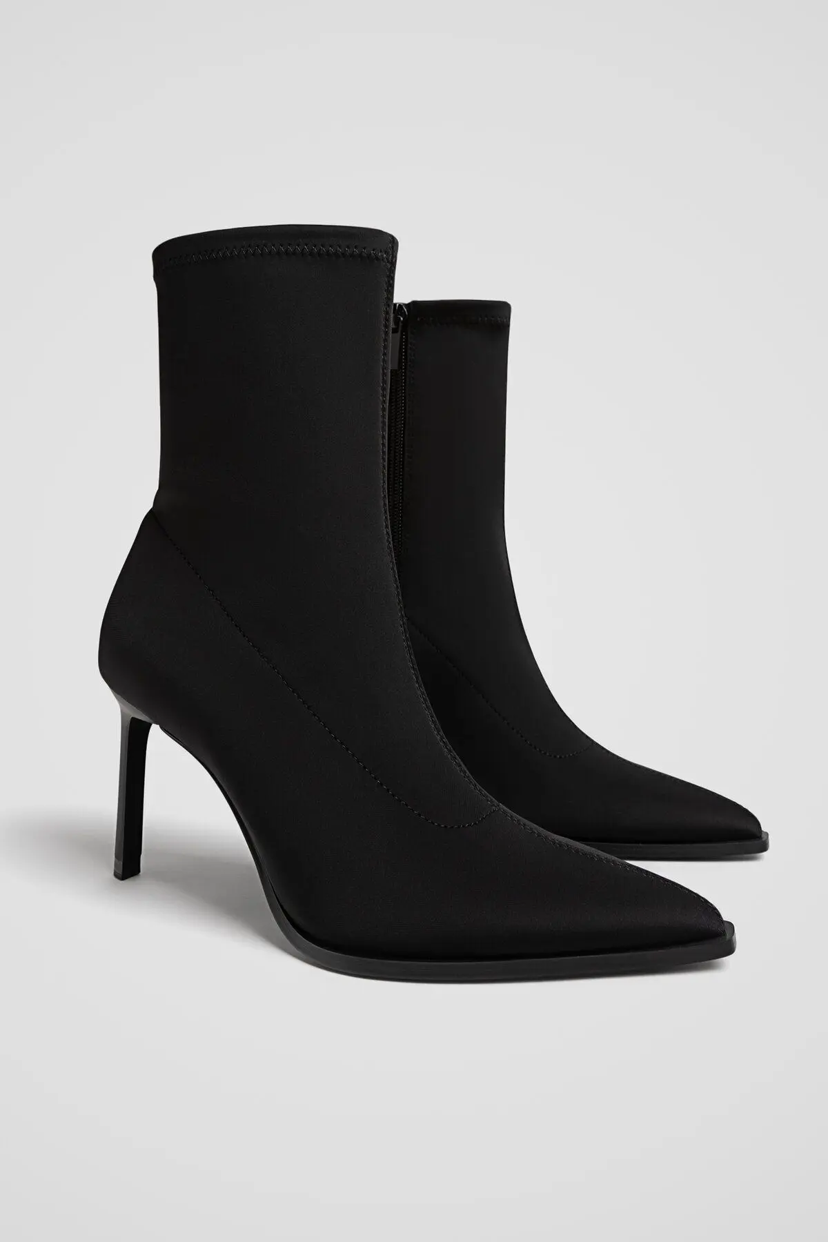 Stiletto topuklu kumaş bilekte bot