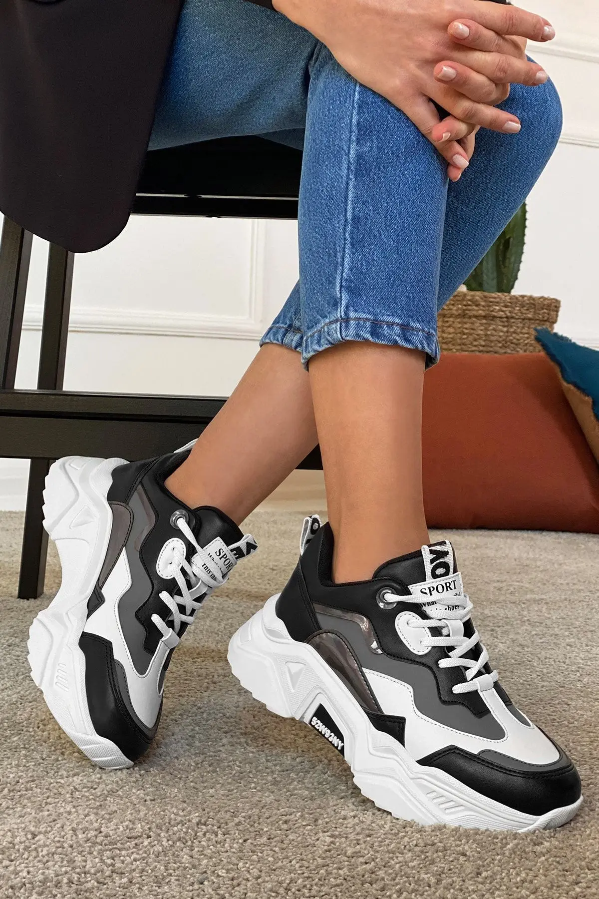 Siyah Füme Kadın Sneaker