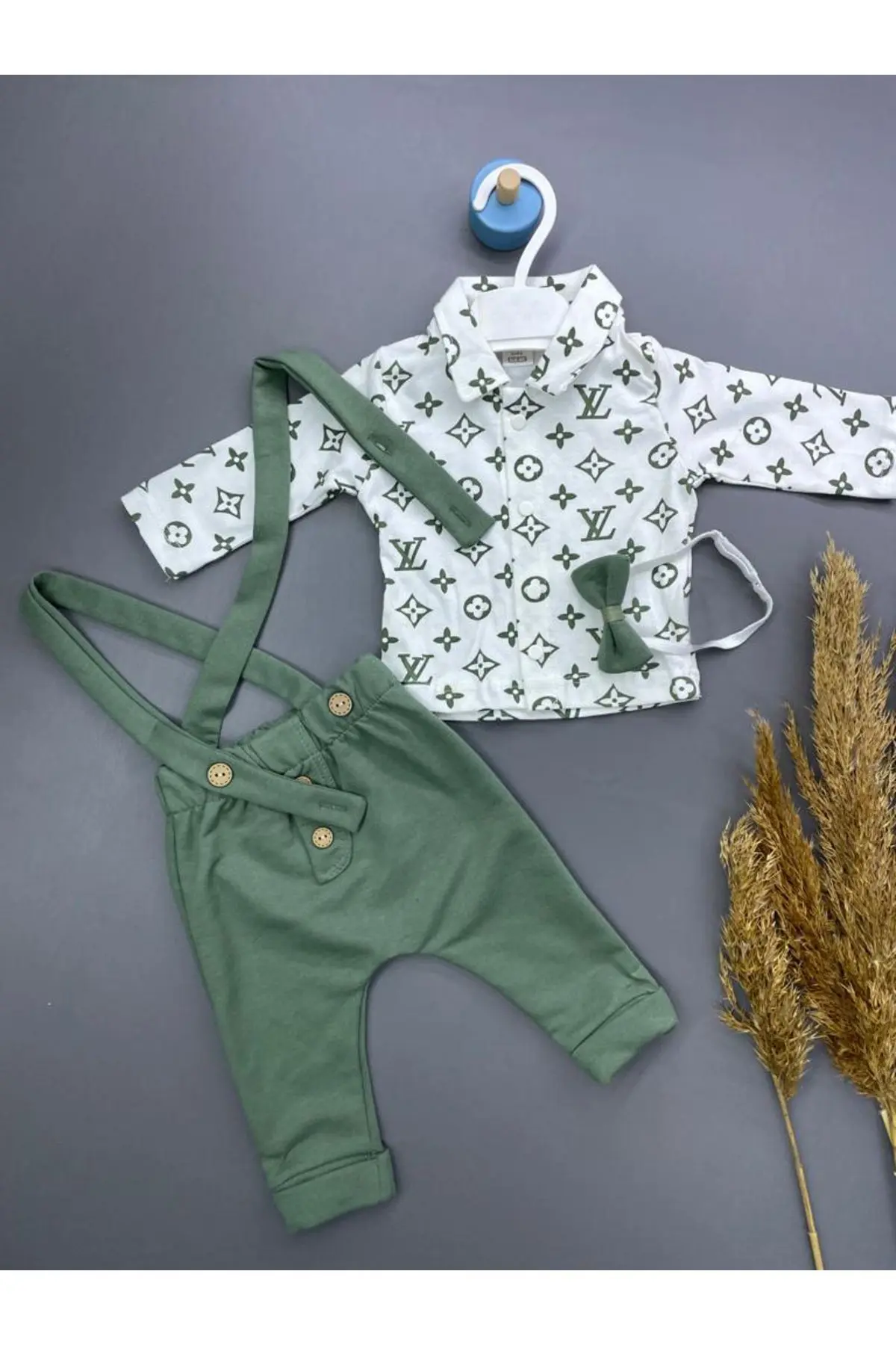 AHŞAP DÜĞMELİ PAPYONLU ERKEK BEBEK SLOPET TAKIM