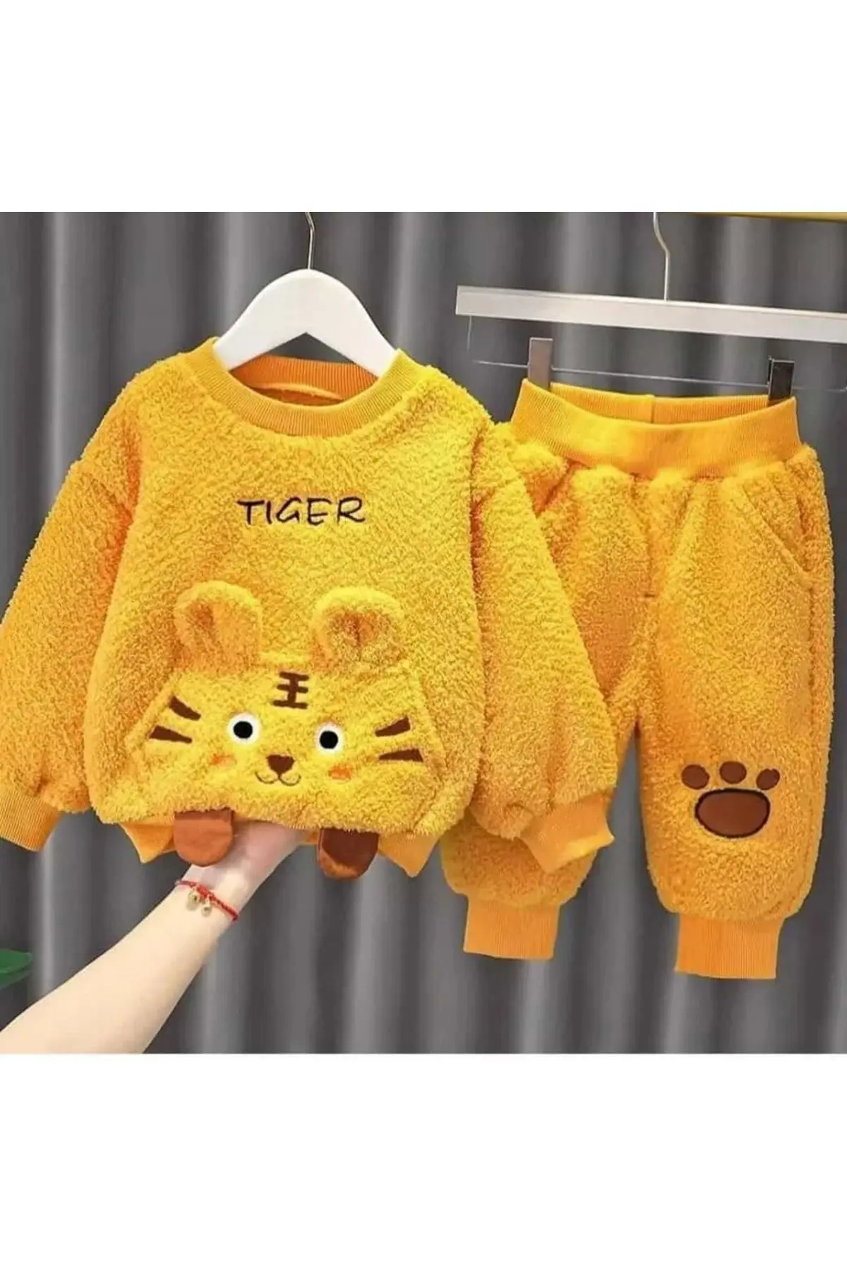 Kışlık Tatlı Peluş Alt Üst 2'li Takım