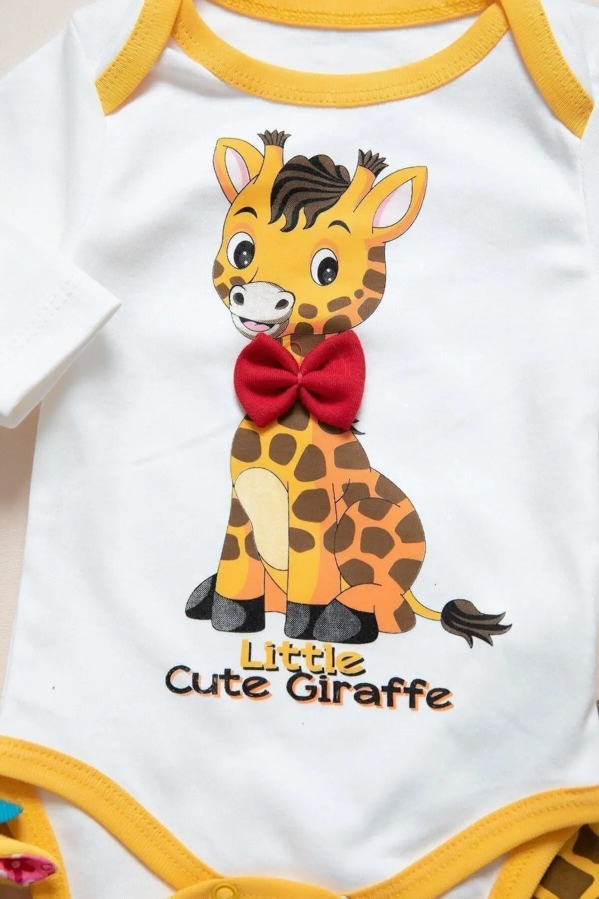Unisex Bebek Sarı Zürafa Zıbın Takımı 3 Lü