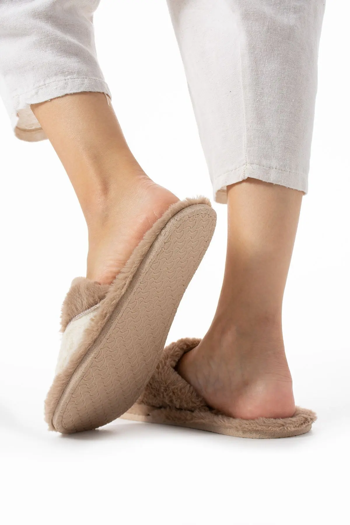 3'lü Paket Kışlık Dikişli Taban Çinçila Peluş Kumaş Burgu Terlik Ev Terliği Çeyiz Bohça Seti