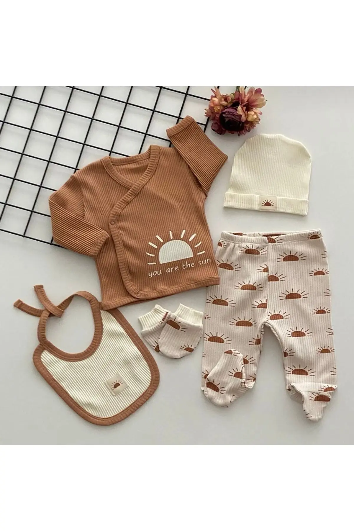 Güneş Desenli Naturel 5'li Hastane Çıkış Seti