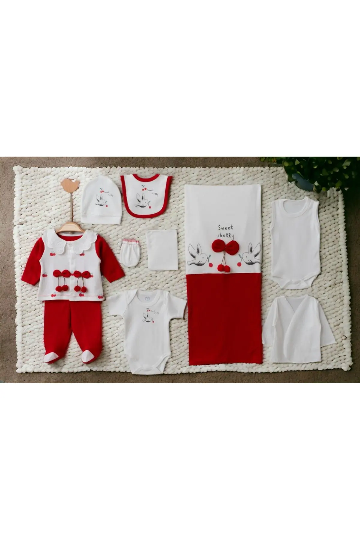 BÜYÜK DOĞUM SETİ (10’LU HASTANE ÇIKIŞI,OMUZ-EL VE SIRT ANNE BEBEK ÇANTASI,KUNDAK VE ALTAÇMA MİNDERİ)