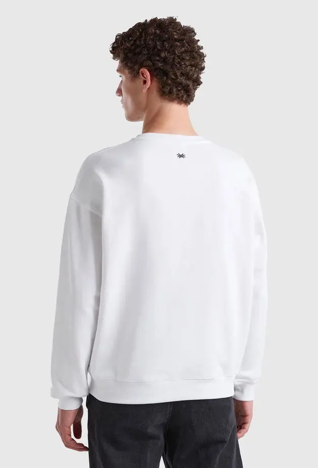 Erkek Beyaz %100 Koton Tavşan Baskılı Sweatshirt