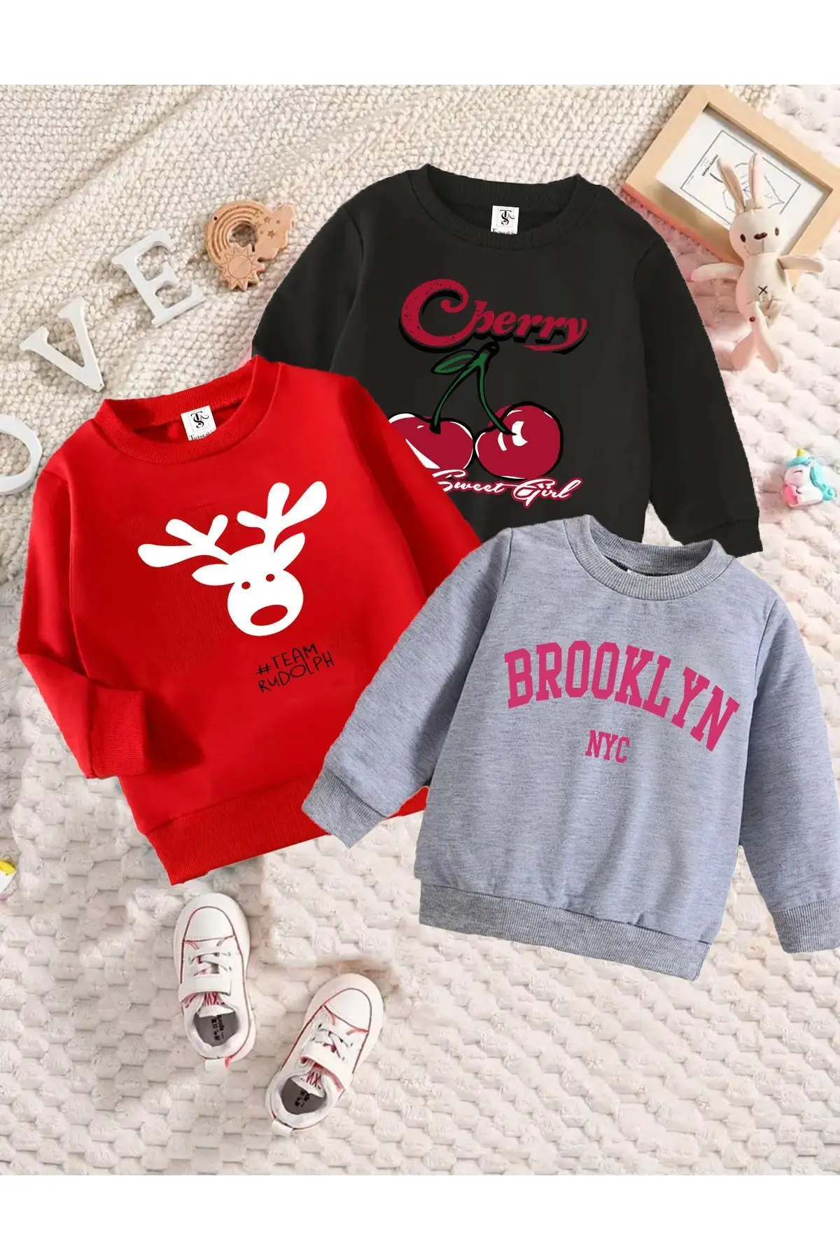 Kırmızı-Gri-Siyah