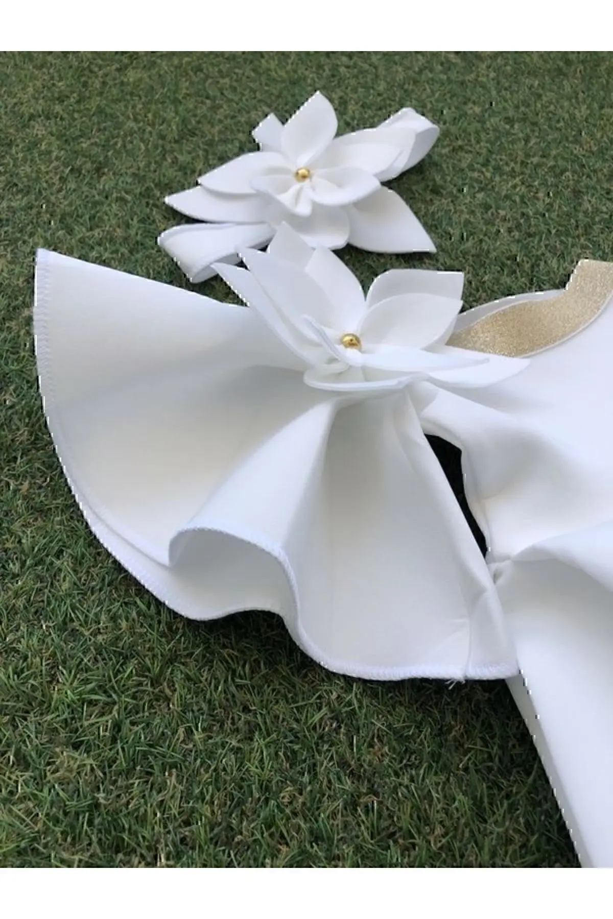 Kız Çocuk Beyaz Çiçekli Elbise