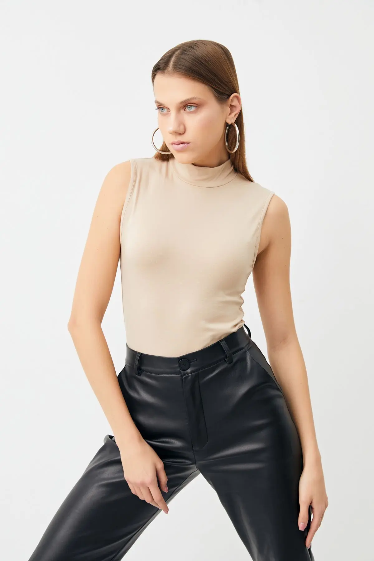 Kadın Lacivert Krem Siyah Beyaz 4'lü Kolsuz Body