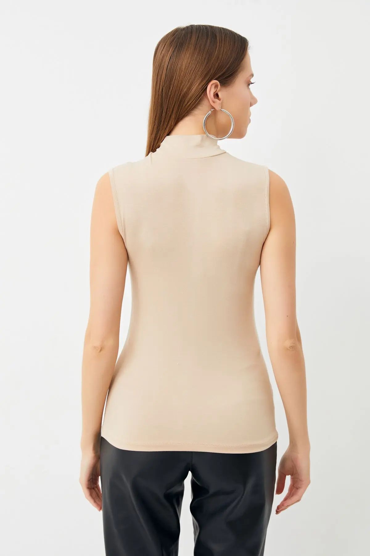 Kadın 2 Beyaz 2 Krem 4'lü Kolsuz Body