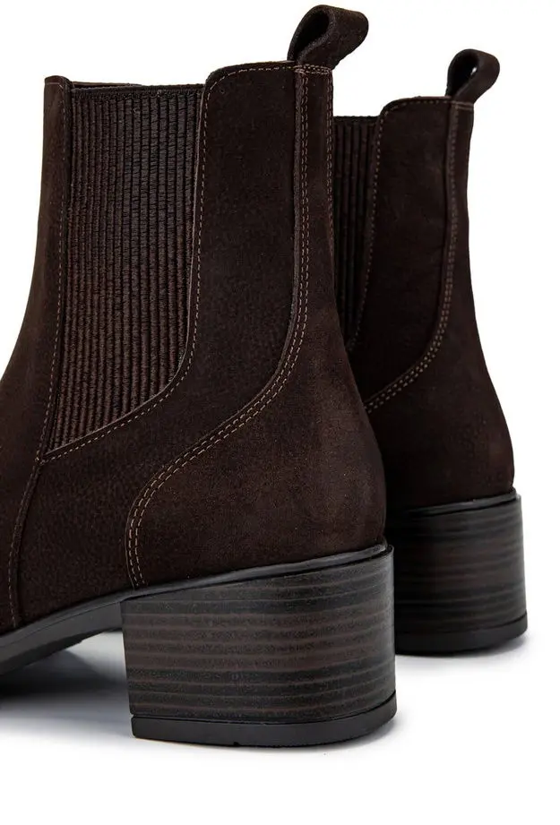 Tamer Tanca Kadın Hakiki Deri Kahverengi Nubuk Topuklu Bot