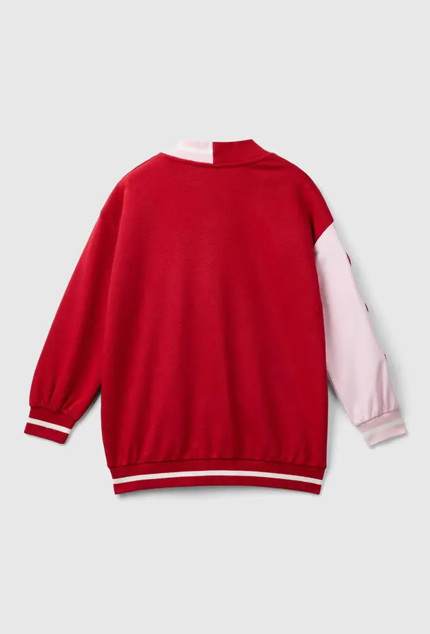 Kız Çocuk Kırmızı Kontrast Renk Detaylı Sağ Kolu Kalp Desenli Polar Sweatshirt