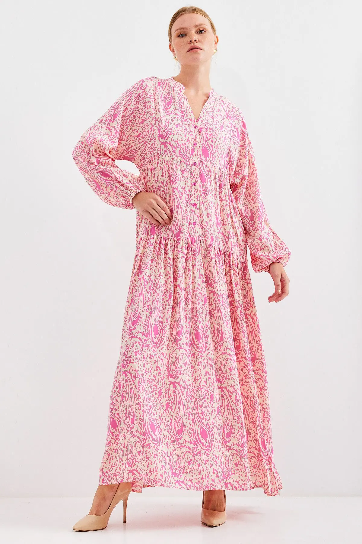 Kadın Desenli Pembe Viskon Tesettür Elbise 2423