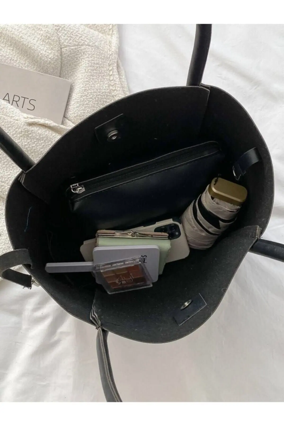 Siyah Yavrulu Omuz Çantası