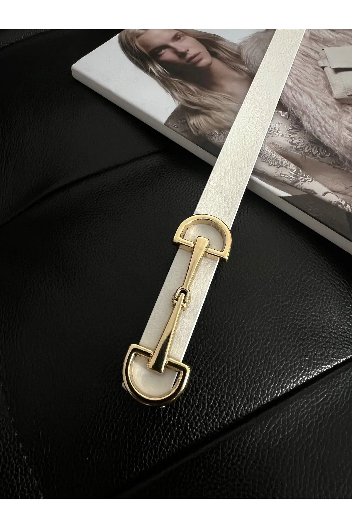 Uzun Gold Tokalı İnce Beyaz Kadın Kemeri, Ceket Kemeri, Gömlek Kemeri, Elbise Kemeri