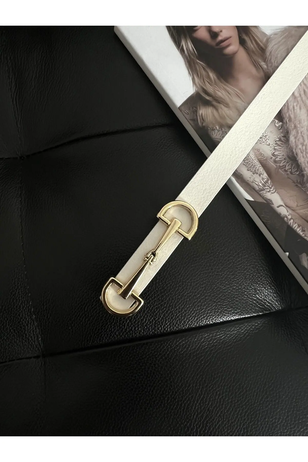 Uzun Gold Tokalı İnce Beyaz Kadın Kemeri, Ceket Kemeri, Gömlek Kemeri, Elbise Kemeri