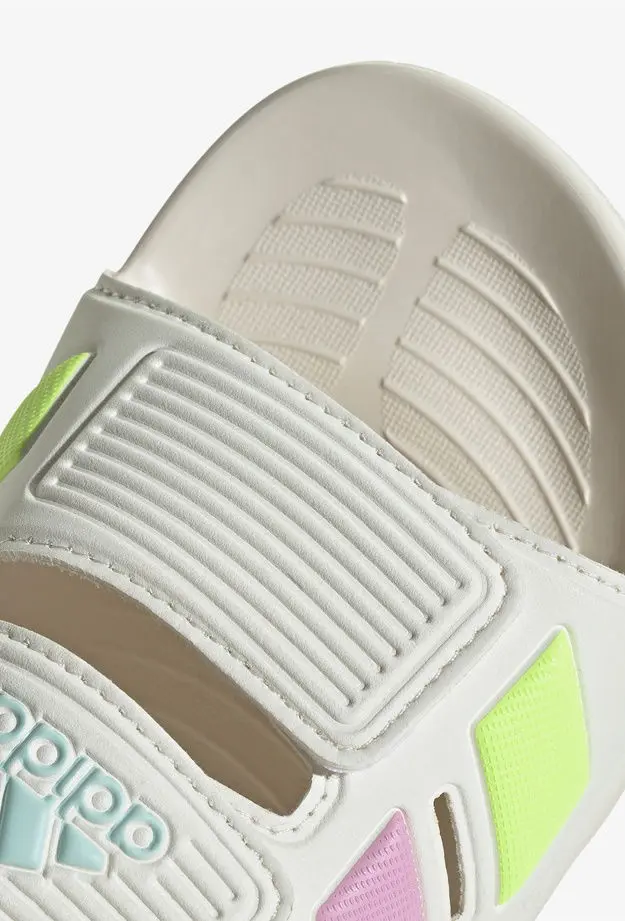 adidas Altaswim 2.0 Çocuk Beyaz Sandalet