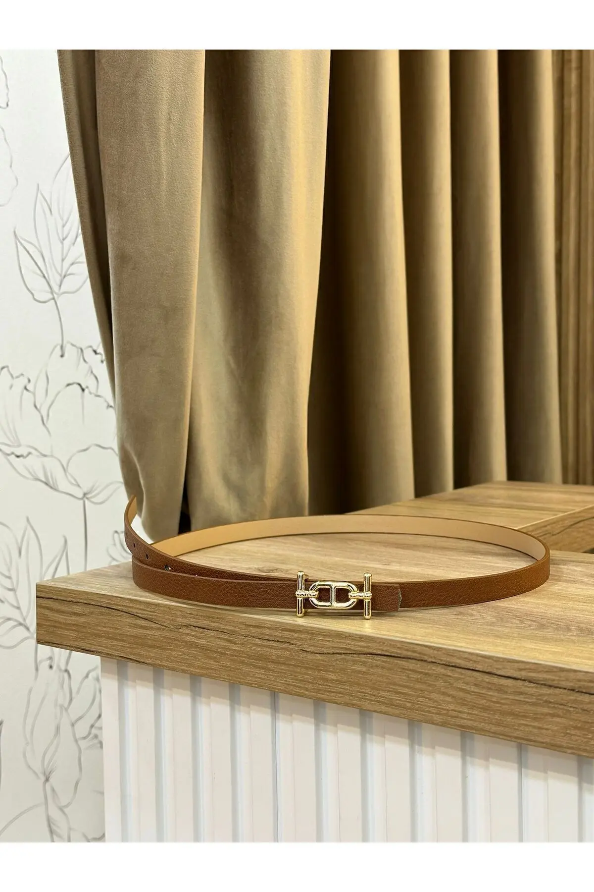 Gold Detaylı Kemer