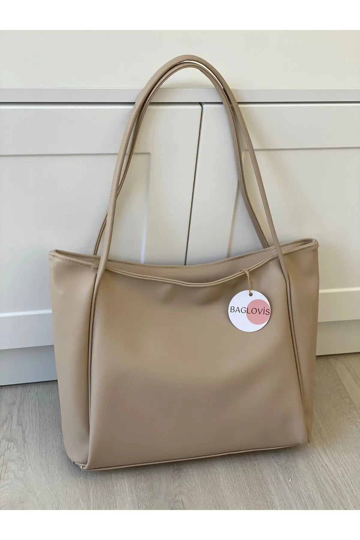 BAGLOVİS BÜYÜK BOY YUMUŞAK DERİLİ KADIN ÇANTASI