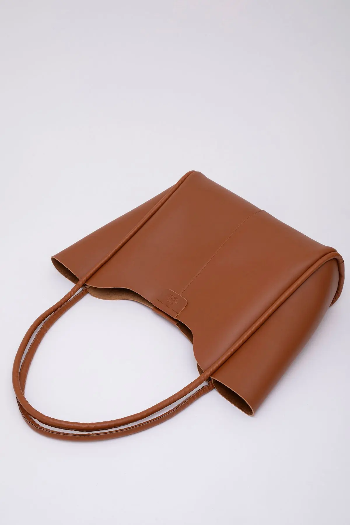 Taba Shk76 Çıtçıtlı Fitil Askılı Suni Deri Makyaj Çantalı Büyük Boy Kadın El Ve Omuz Çantası U:29 E