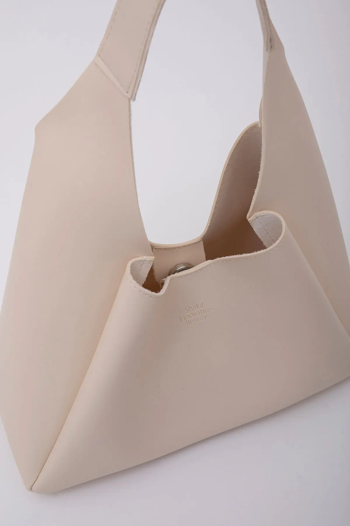 Krem Shk19 Çıtçıt Kapatmalı Suni Deri Fermuarlı Makyaj Çantalı El Ve Omuz Çantası E:33 U:15 G:10 Cm