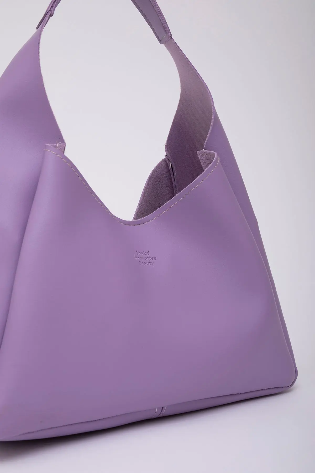 Lila Shk19 Çıtçıt Kapatmalı Suni Deri Fermuarlı Makyaj Çantalı El Ve Omuz Çantası E:33 U:15 G:10 Cm