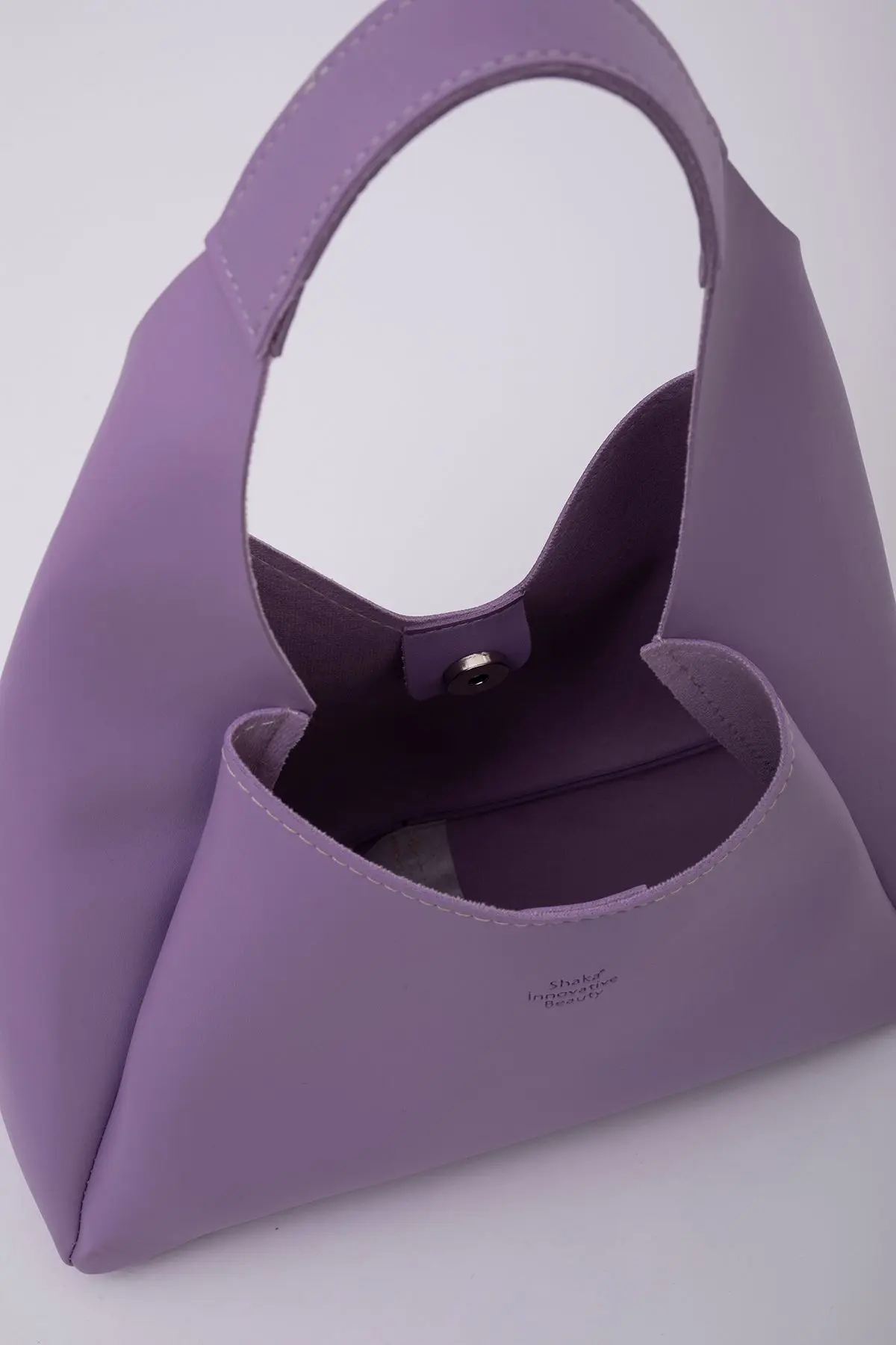 Lila Shk19 Çıtçıt Kapatmalı Suni Deri Fermuarlı Makyaj Çantalı El Ve Omuz Çantası E:33 U:15 G:10 Cm