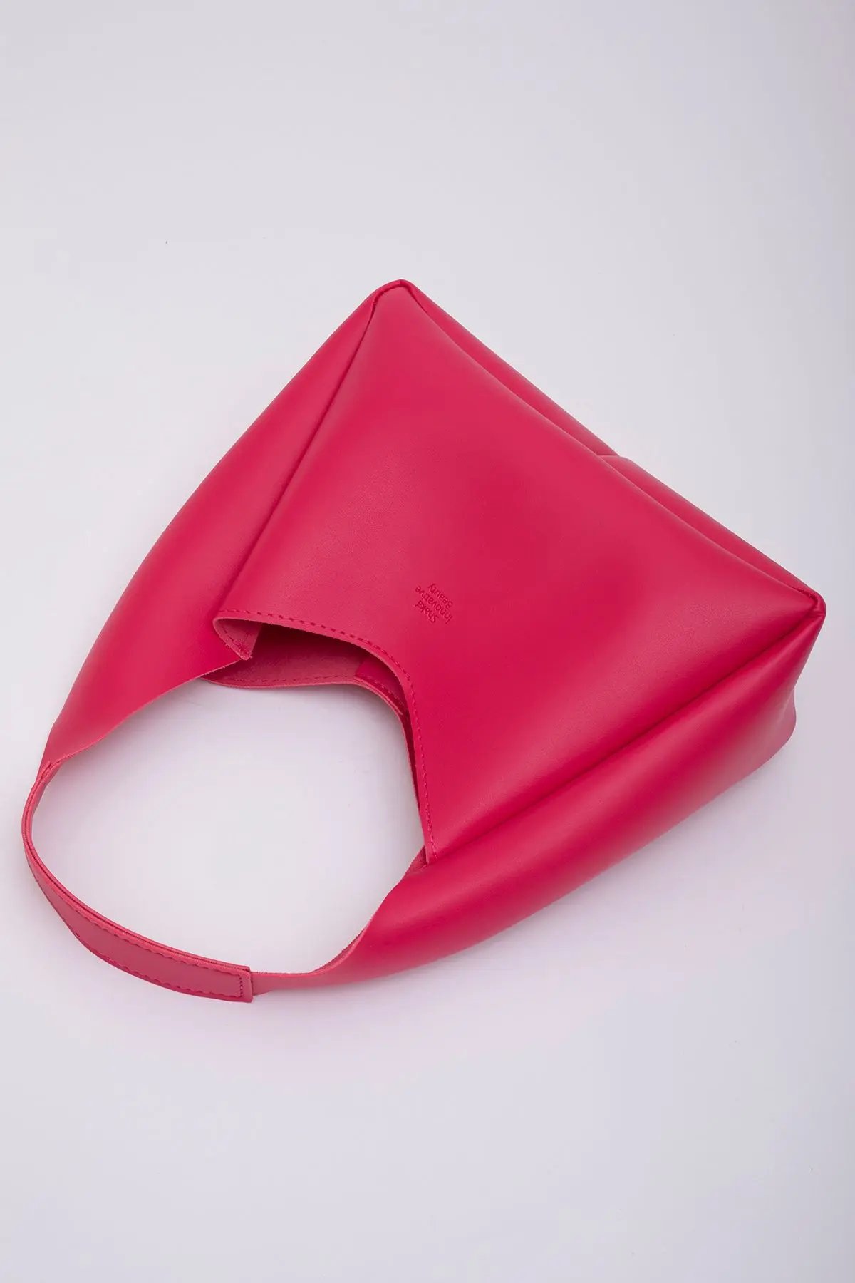 Fuşya Shk19 Çıtçıt Kapatmalı Suni Deri Fermuarlı Makyaj Çantalı El Ve Omuz Çantası E:33 U:15 G:10 Cm