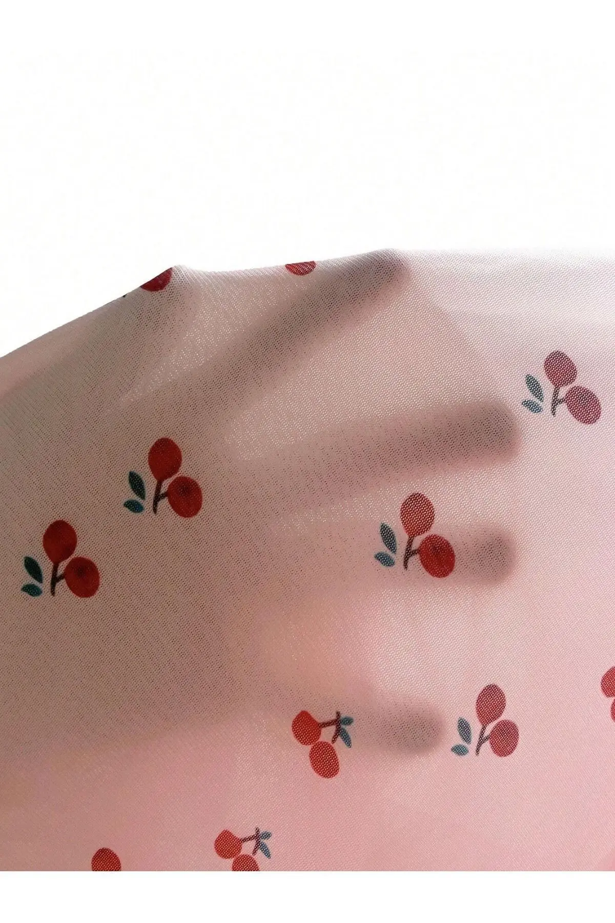 Romantik Pembe Kiraz Baskılı Askılı Tanga Ve Gecelik