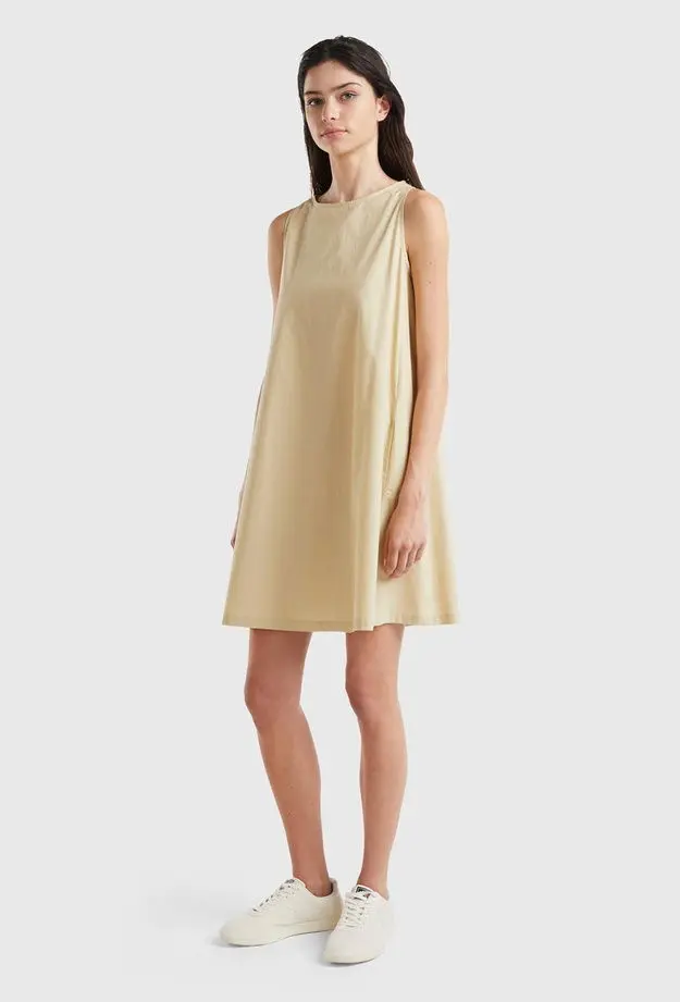 United Colors of Benetton Kadın Bej %100 Koton Kolsuz Midi Boy Elbise