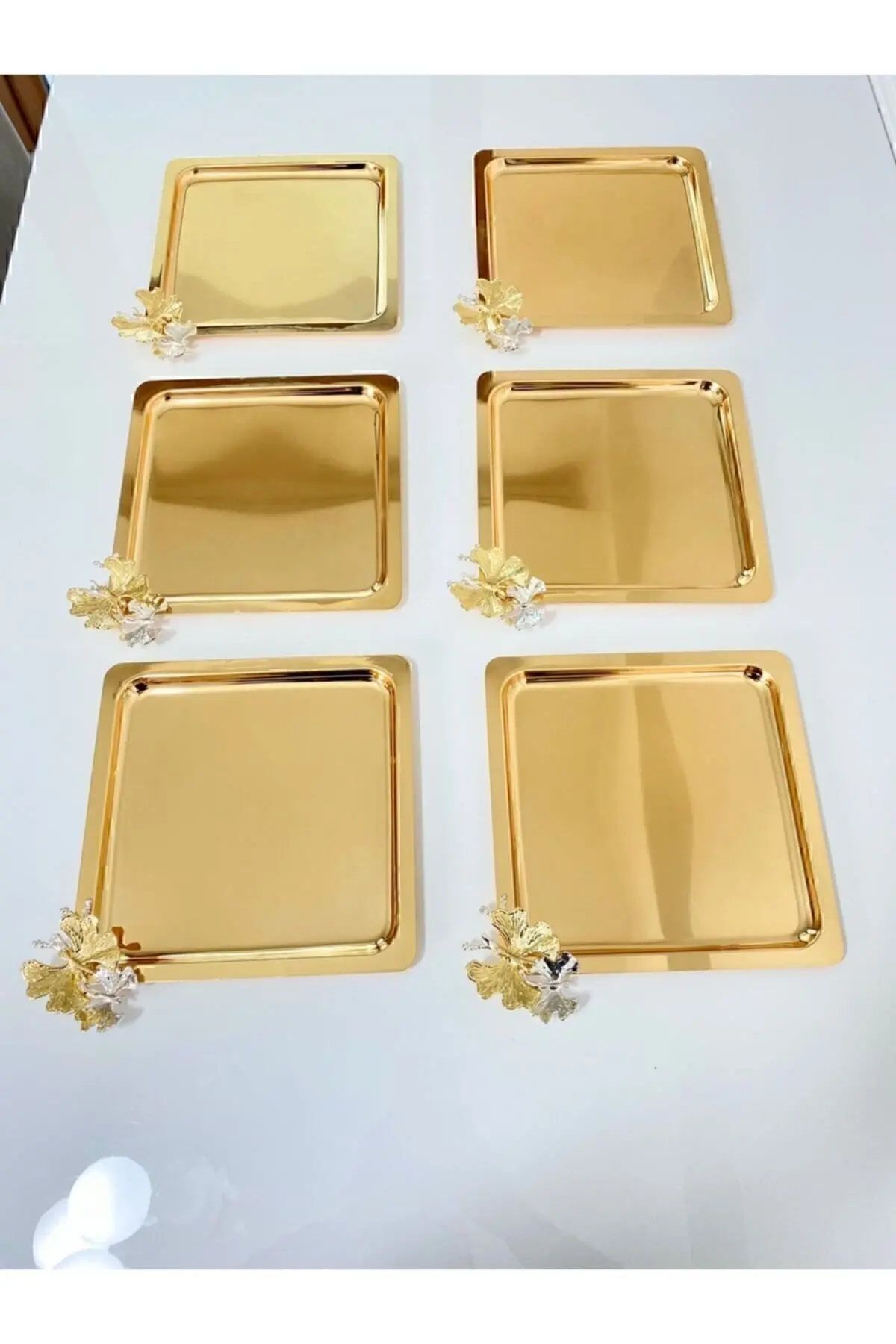 Mira züccaciye 6'lı Lüx Kare Gold Kelebekli Titanyum Kaplama Servis ,çay ,kahve ,ikramlık Sunum Tepsisi