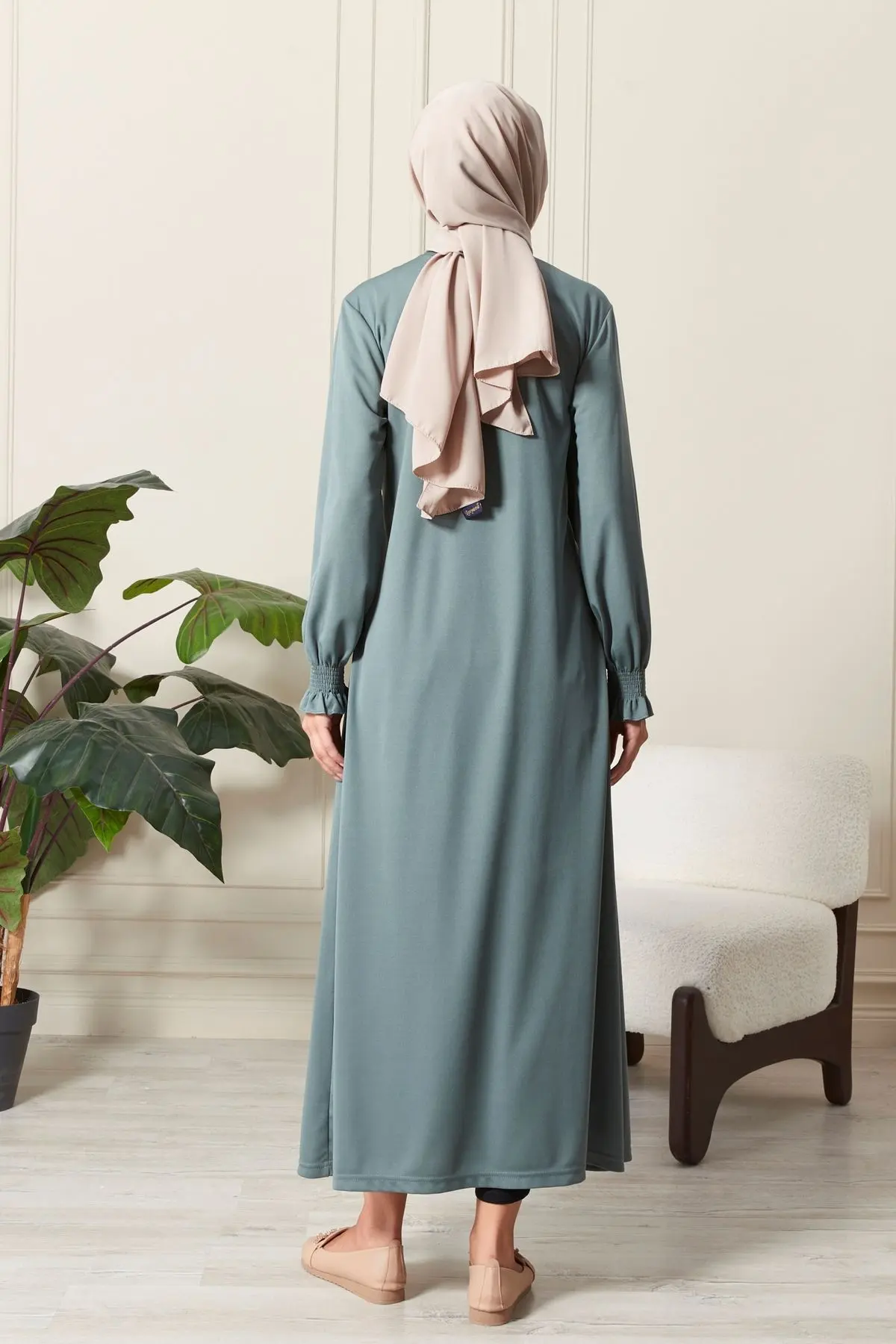 Kadın Kol Detaylı Kruvaze Yaka Biyeli Yandan Bağlamalı Namaz Elbisesi