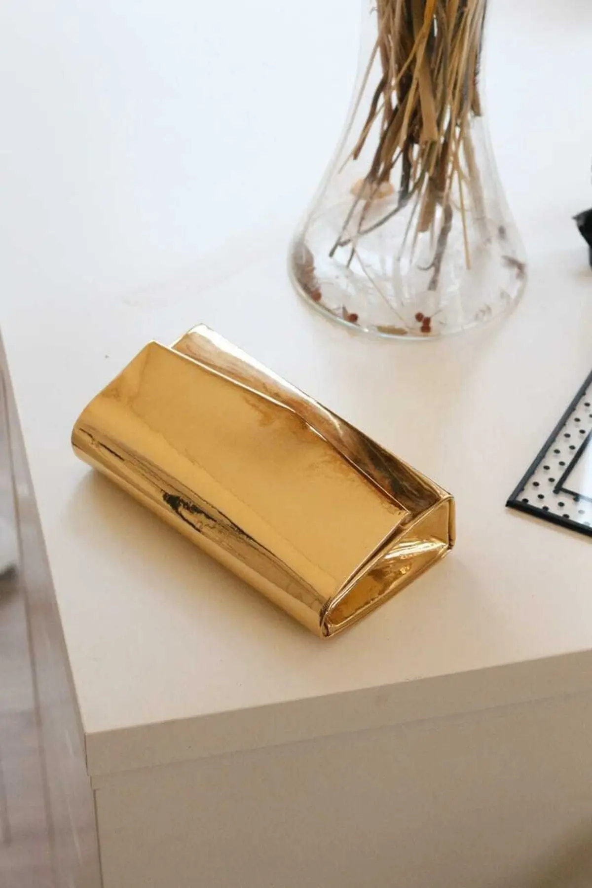 Kadın Rugan Gold Mini Kutu Omuz Çantası