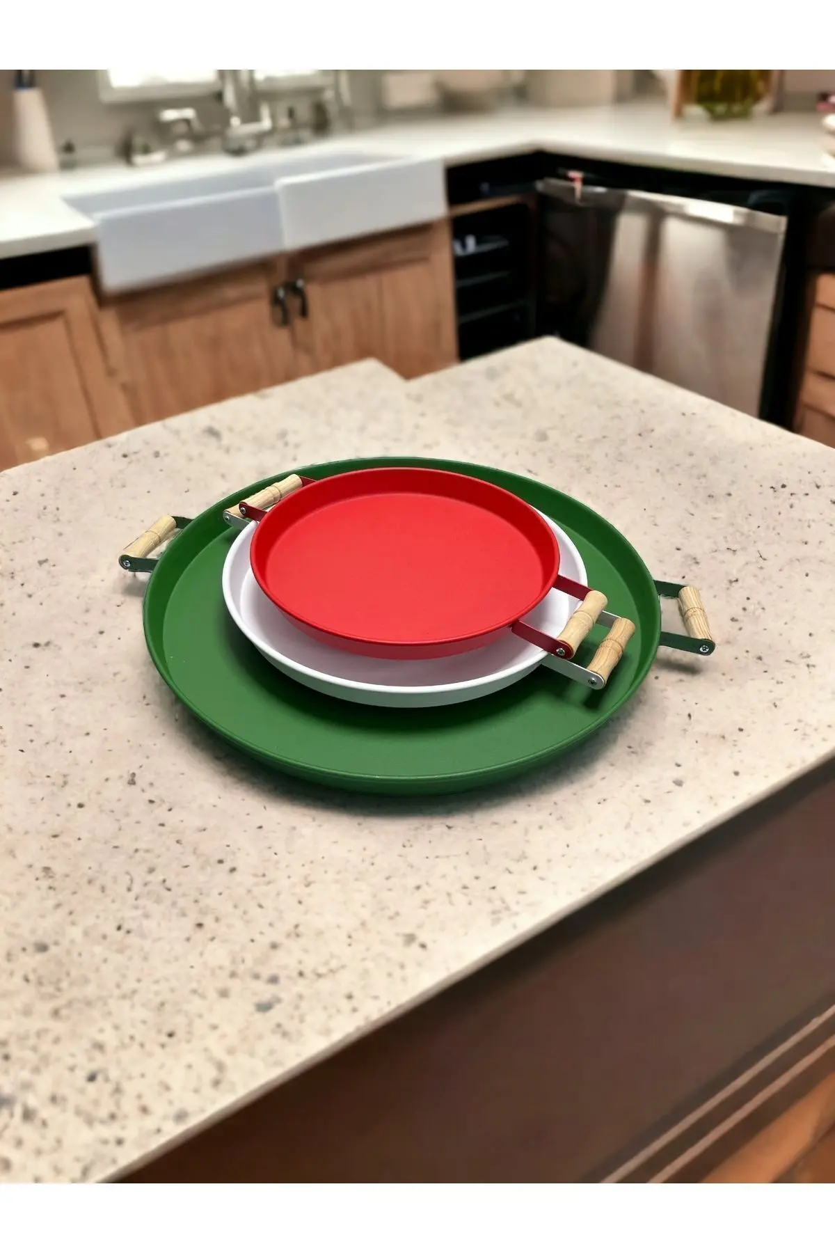 kitchen trend 3 Lü 45yeşil, 37beyaz, 30kırmızı Ahşap Kulplu Metal Tepsi Çay Tepsisi Sunum Tepsi Seti