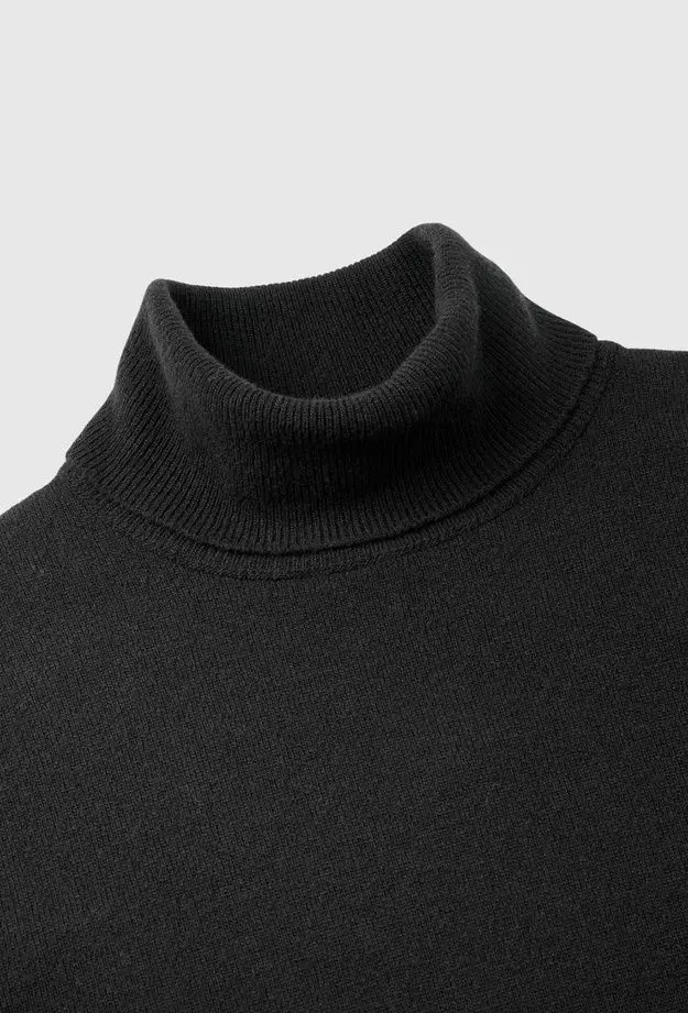 Kadın Siyah Dik Yaka %100 Merino Kazak
