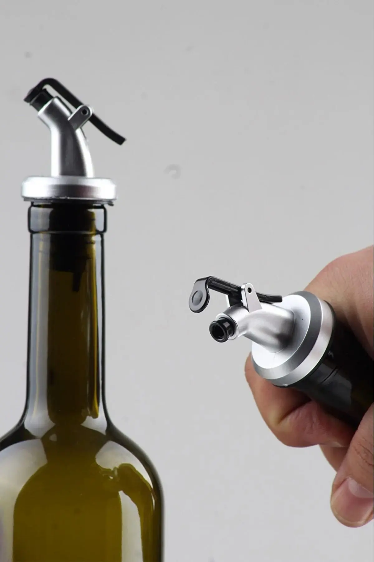 Ahşap Stantlı Amber 2'li 750 Ml Zeytinyağı Sıvıyağ Şişesi Yağdanlık Yağlık Cam Şişe