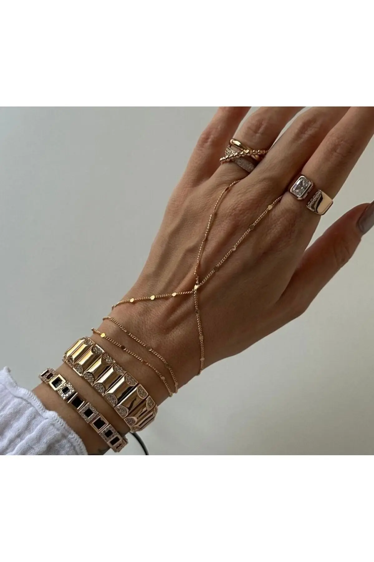 Gold Pullu Zincir Şahmeran